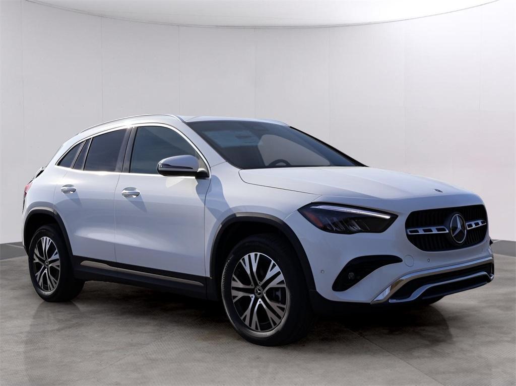 new 2025 Mercedes-Benz GLA 250 car, priced at $47,295