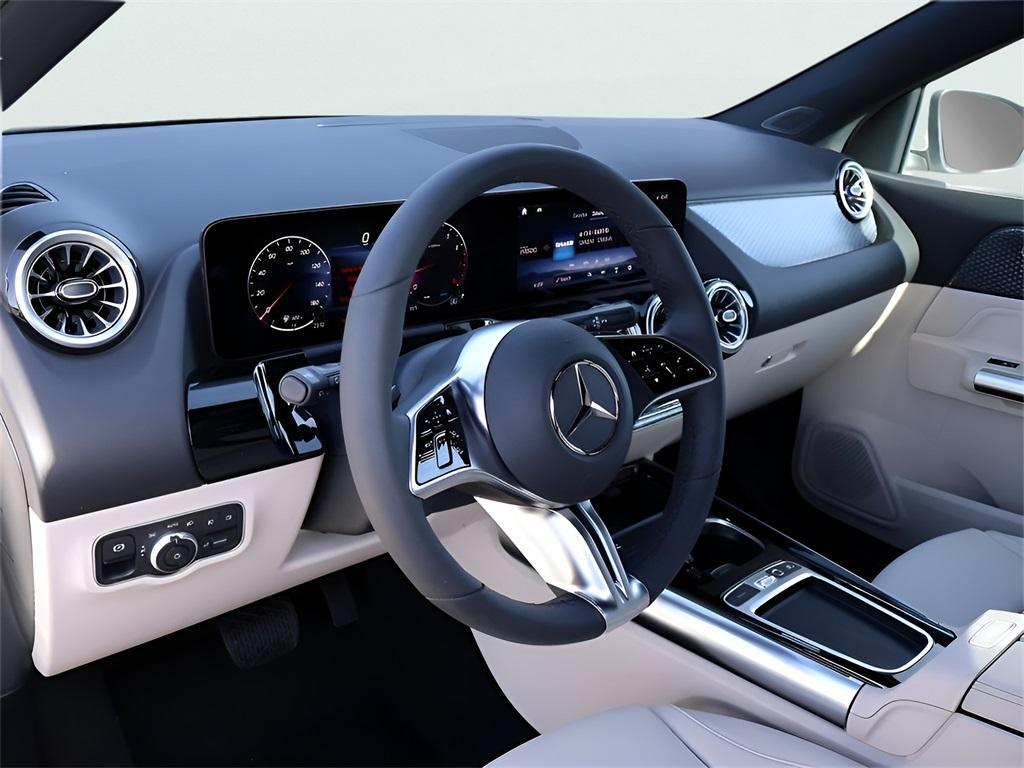 new 2025 Mercedes-Benz GLA 250 car, priced at $47,295