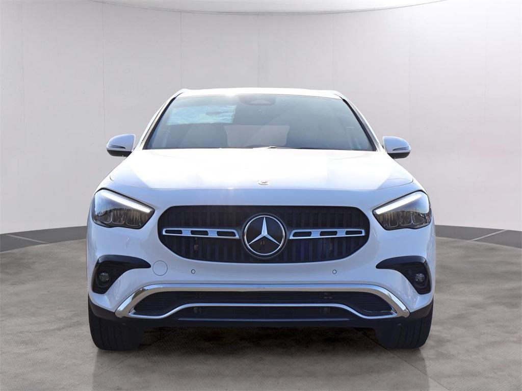 new 2025 Mercedes-Benz GLA 250 car, priced at $47,295