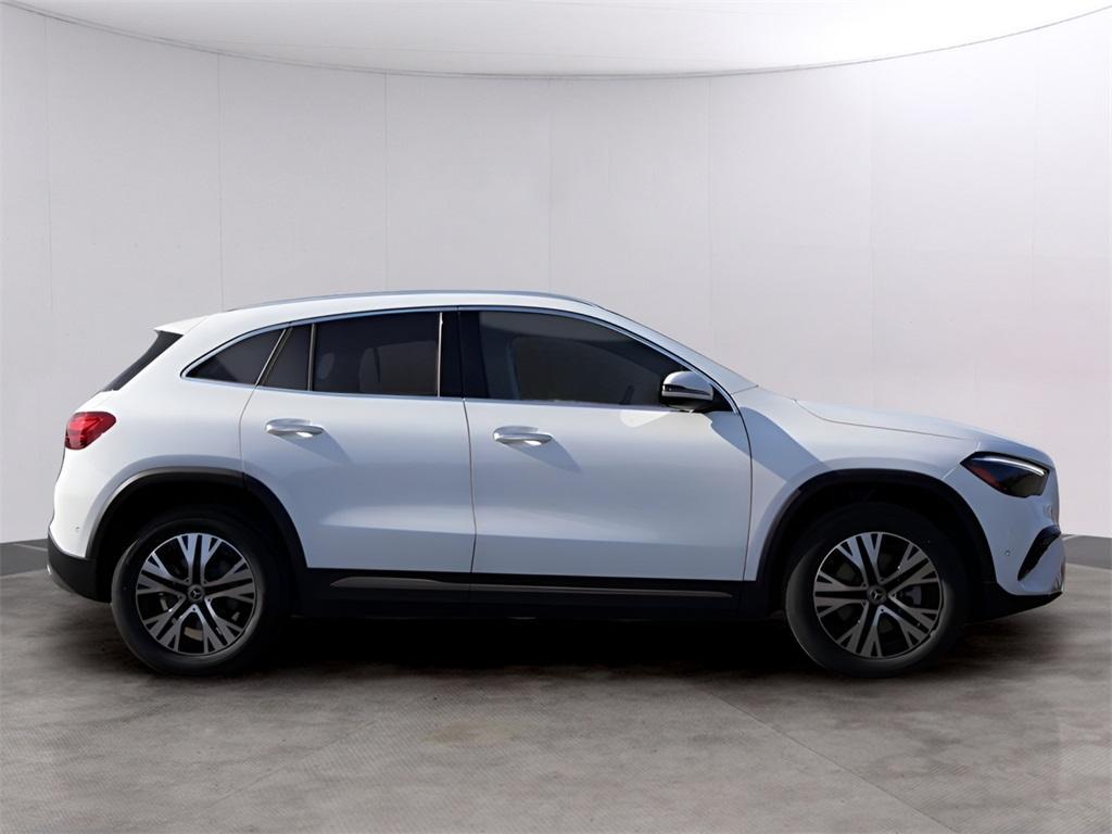 new 2025 Mercedes-Benz GLA 250 car, priced at $47,295