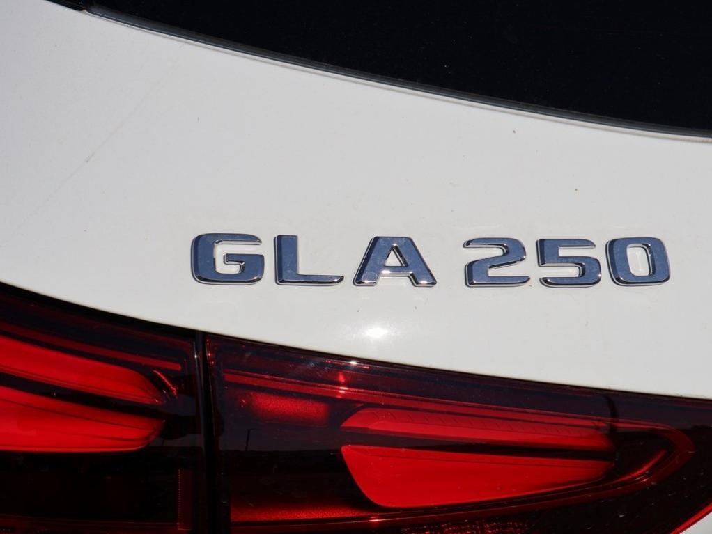 new 2026 Mercedes-Benz GLA 250 car, priced at $49,285