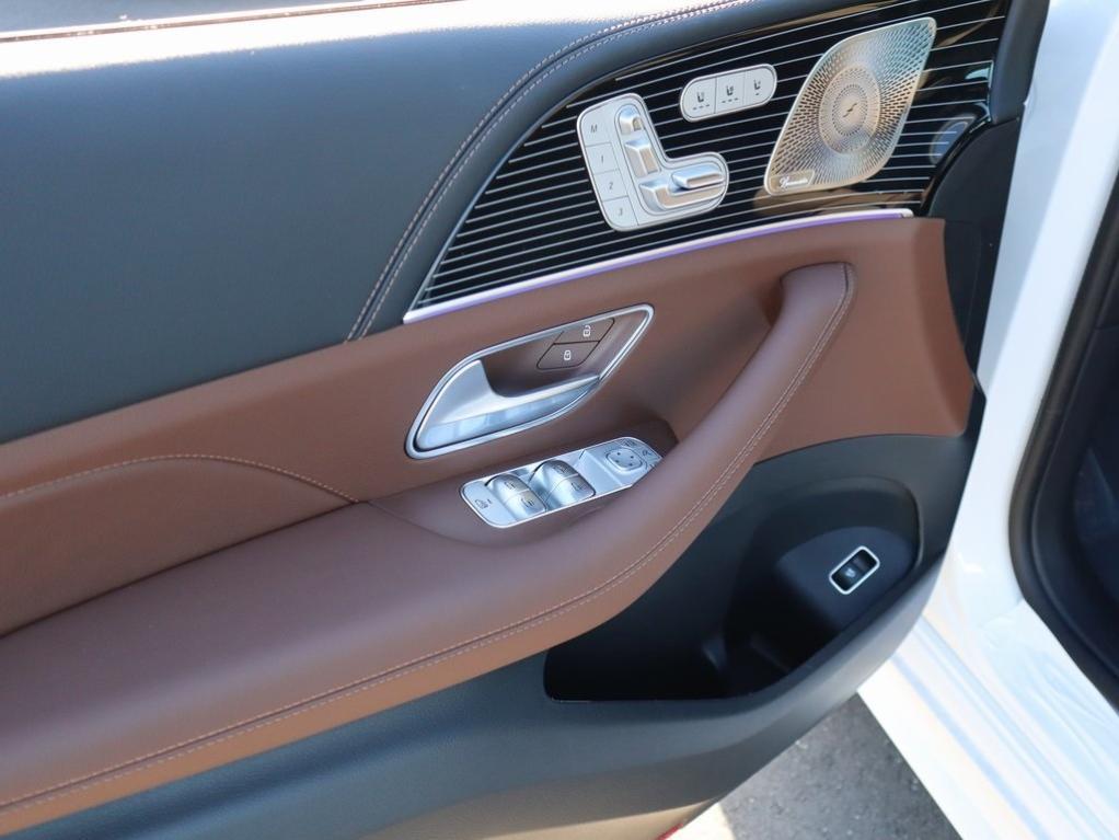 new 2026 Mercedes-Benz GLE 450 car, priced at $88,935