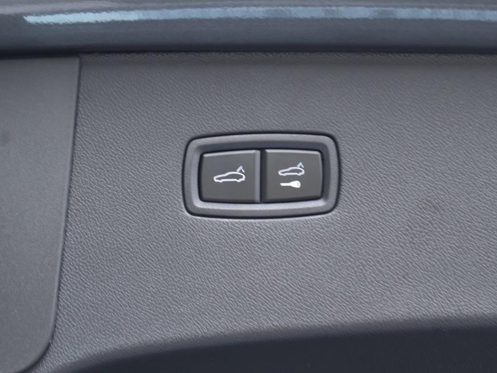 used 2025 Porsche Cayenne car, priced at $171,777