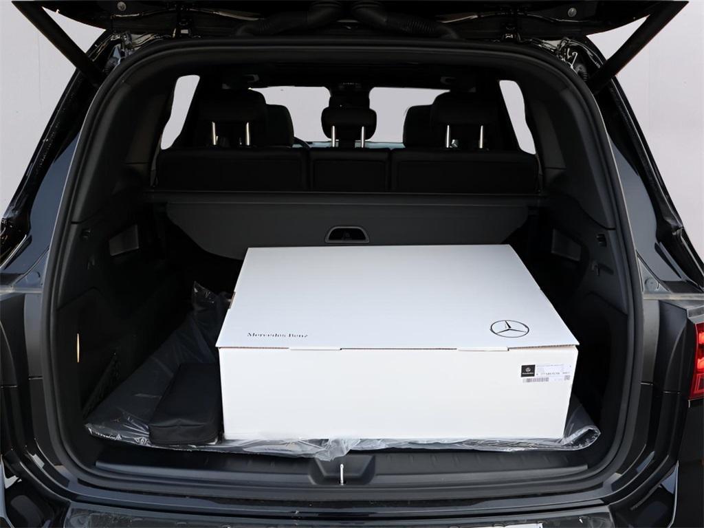 used 2024 Mercedes-Benz GLB 250 car, priced at $55,990