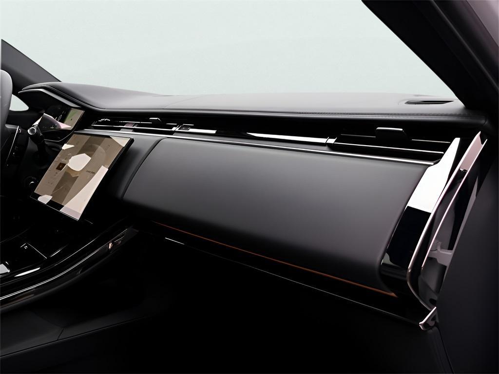 new 2025 Land Rover Range Rover Sport car, priced at $113,425