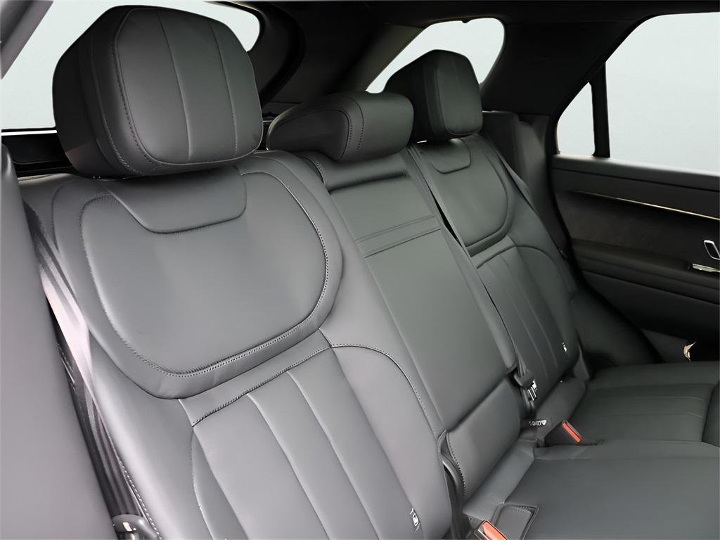 new 2025 Land Rover Range Rover Sport car, priced at $113,425