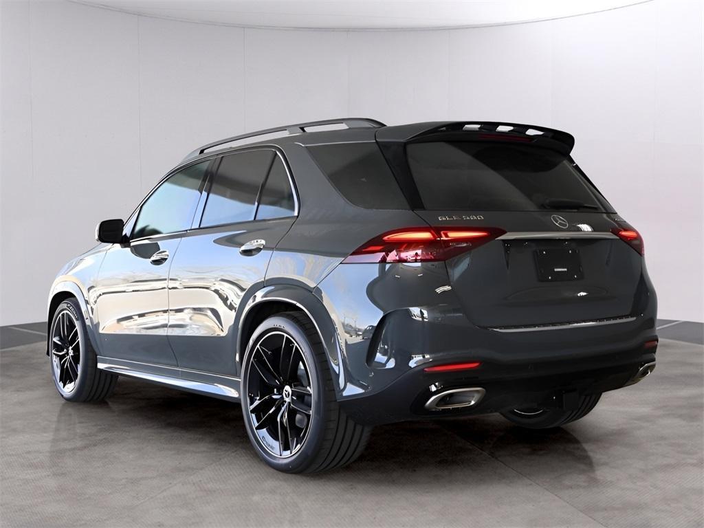 new 2025 Mercedes-Benz GLE 580 car, priced at $112,765