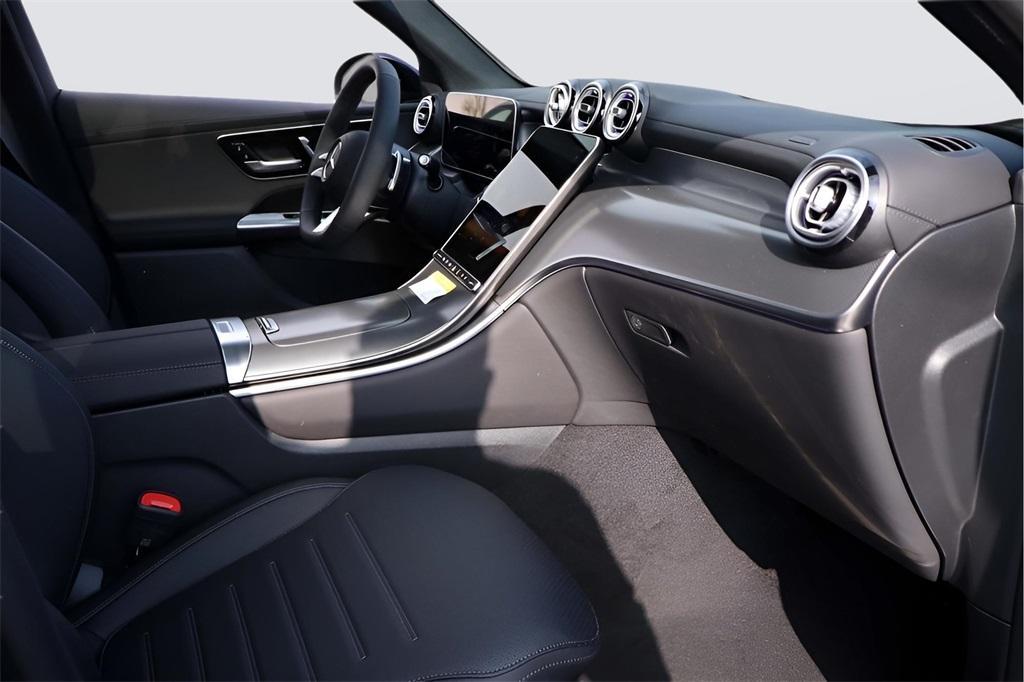 new 2025 Mercedes-Benz GLC 350e car, priced at $71,935
