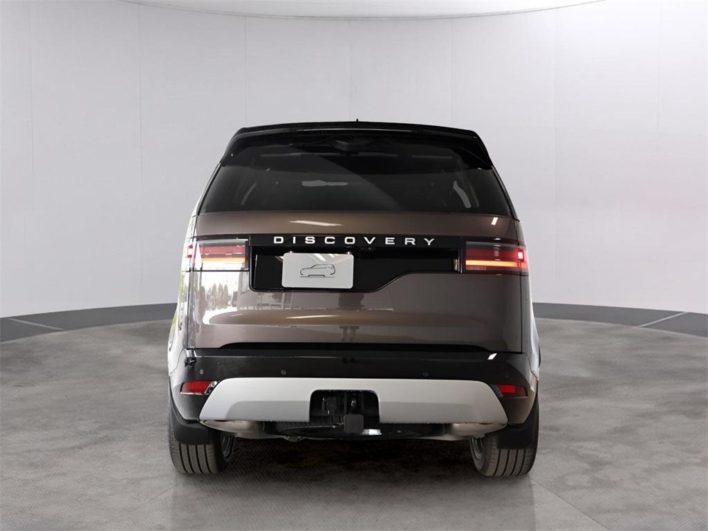 new 2025 Land Rover Discovery car, priced at $89,608