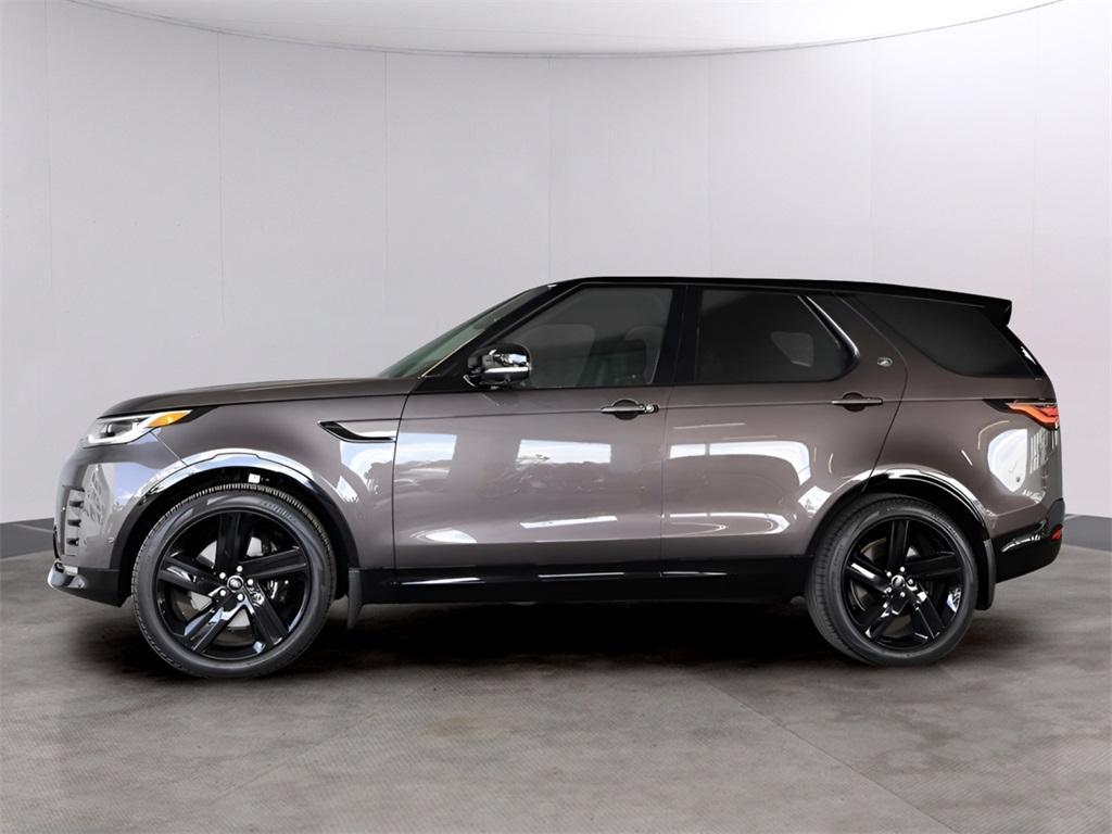 new 2025 Land Rover Discovery car, priced at $89,608
