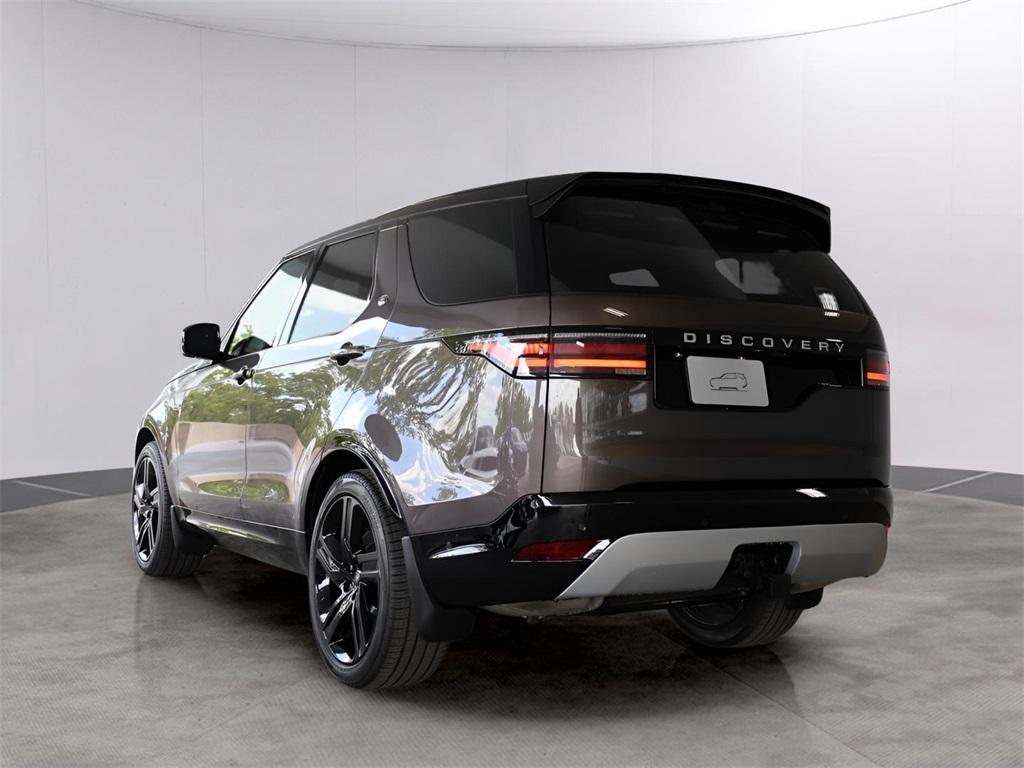 new 2025 Land Rover Discovery car, priced at $89,608