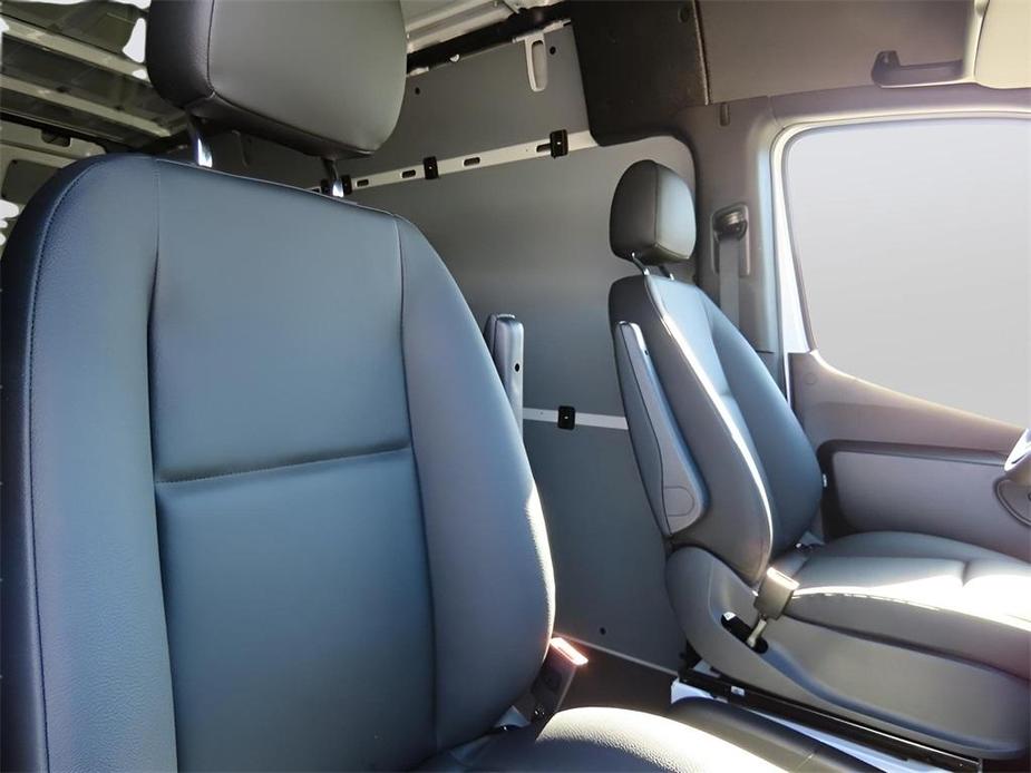 new 2024 Mercedes-Benz Sprinter 2500 car, priced at $63,883