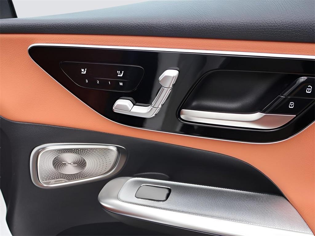 new 2025 Mercedes-Benz GLC 350e car, priced at $67,035