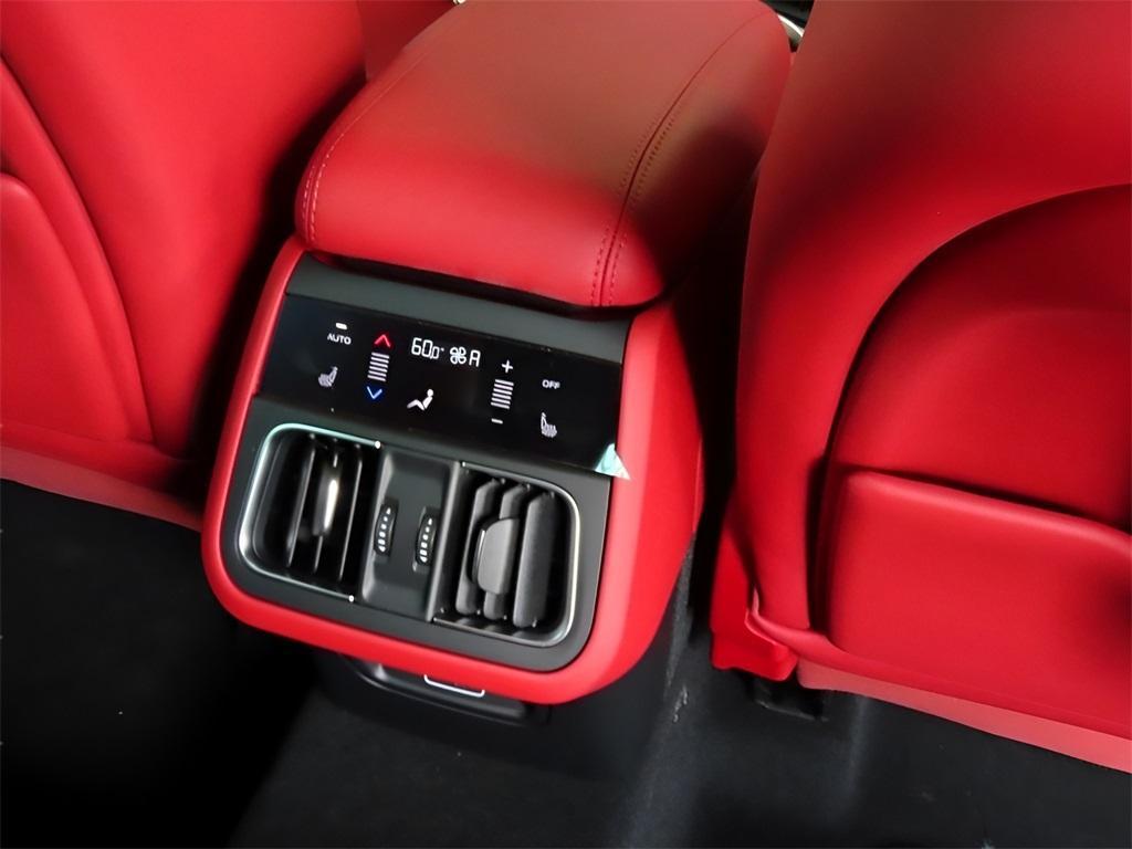 new 2024 Maserati Grecale car, priced at $93,325