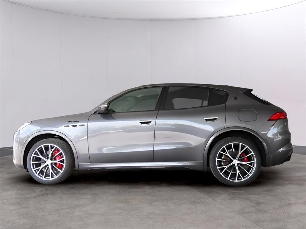 new 2024 Maserati Grecale car, priced at $93,325