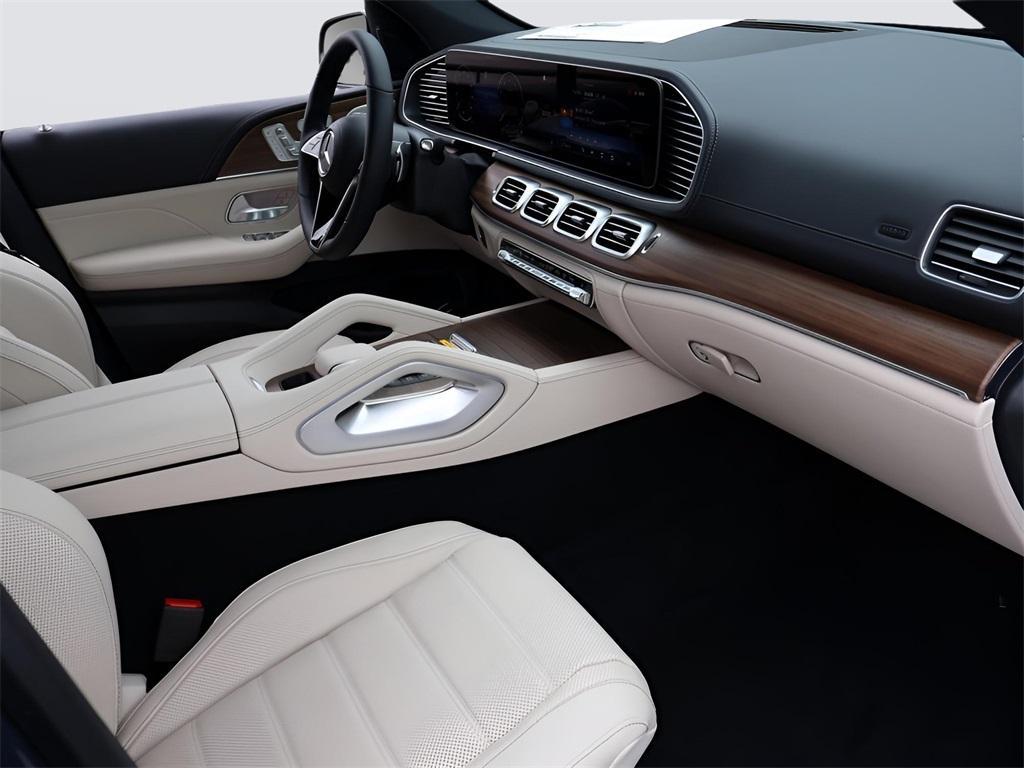 new 2025 Mercedes-Benz GLE 450 car, priced at $86,815