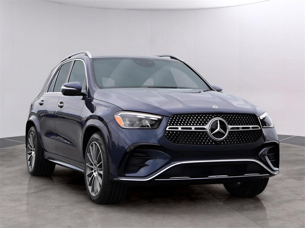 new 2025 Mercedes-Benz GLE 450 car, priced at $86,815