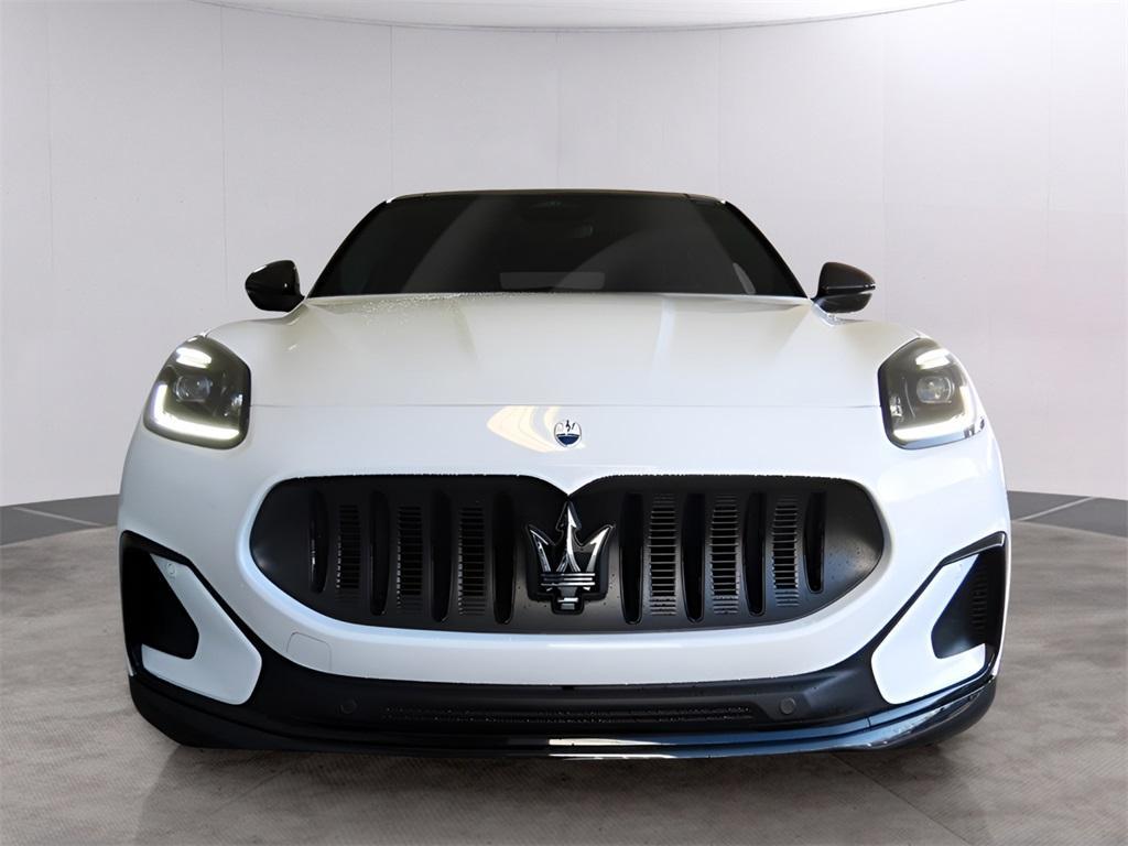 new 2025 Maserati Grecale Folgore car, priced at $112,090
