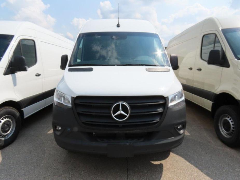 new 2024 Mercedes-Benz Sprinter 3500 car, priced at $73,270