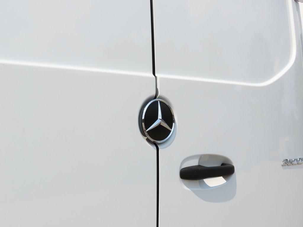 new 2024 Mercedes-Benz Sprinter 3500 car, priced at $73,270