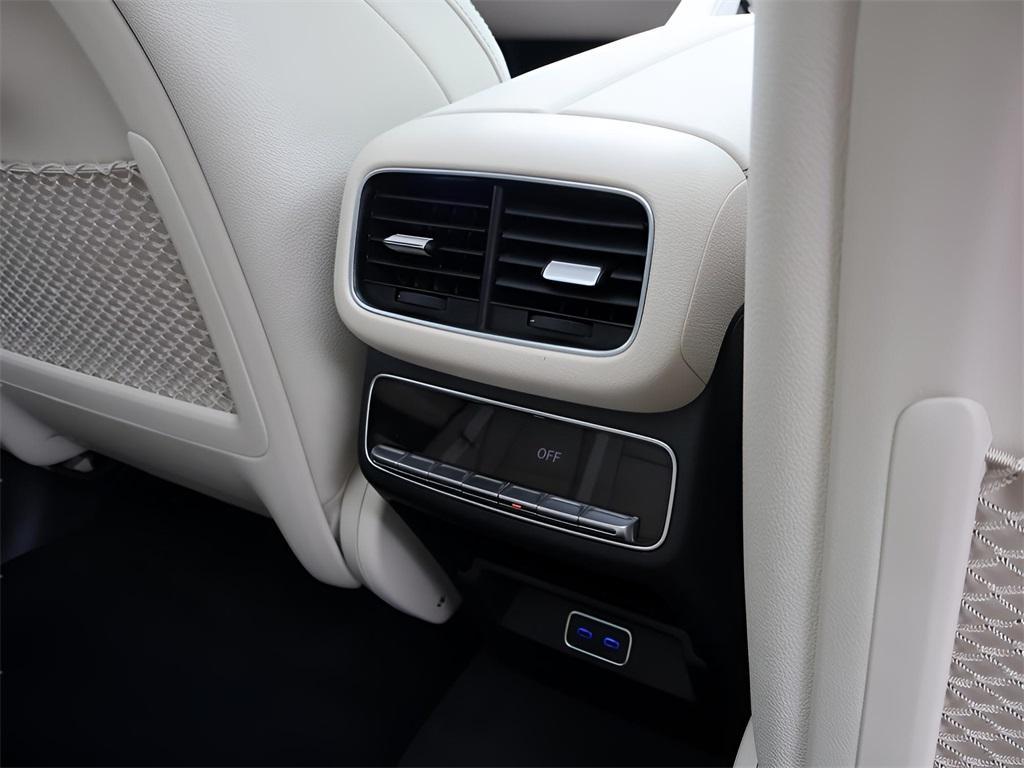 new 2025 Mercedes-Benz GLE 450e car, priced at $86,035