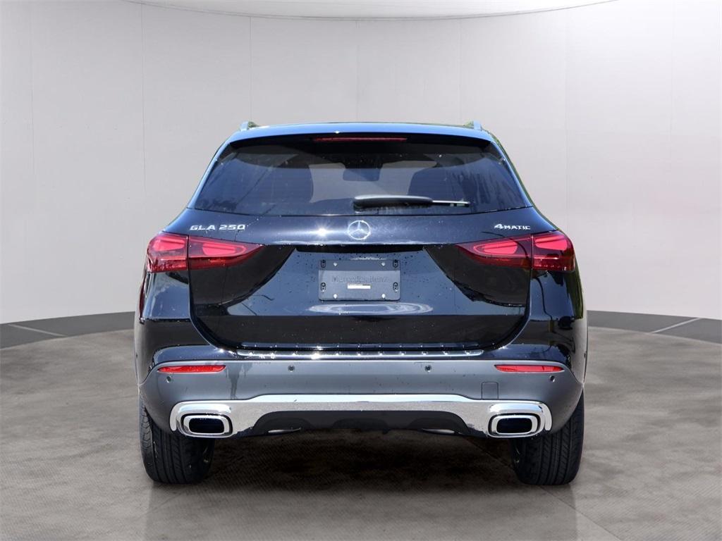 new 2025 Mercedes-Benz GLA 250 car, priced at $47,295