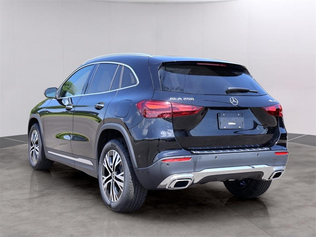 new 2025 Mercedes-Benz GLA 250 car, priced at $47,295