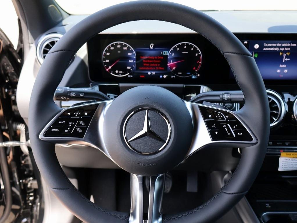 new 2025 Mercedes-Benz GLA 250 car, priced at $47,295