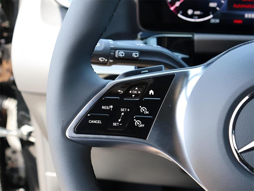 new 2025 Mercedes-Benz GLA 250 car, priced at $47,295