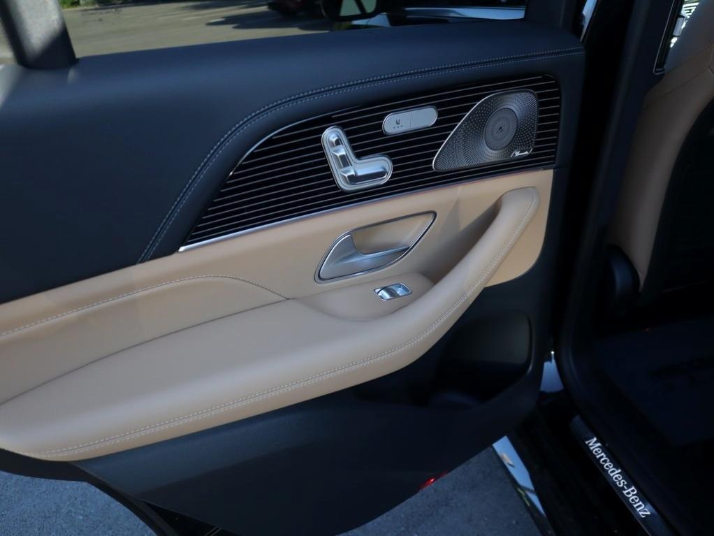 new 2026 Mercedes-Benz GLE 450 car, priced at $89,085