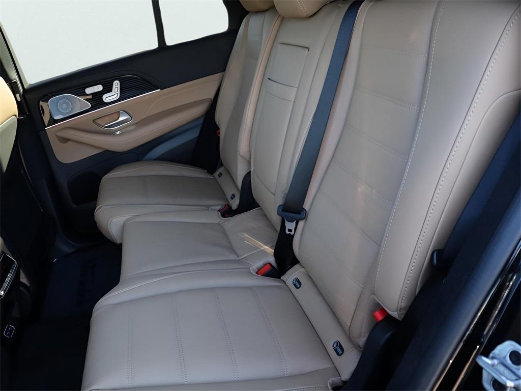 new 2026 Mercedes-Benz GLE 450 car, priced at $89,085