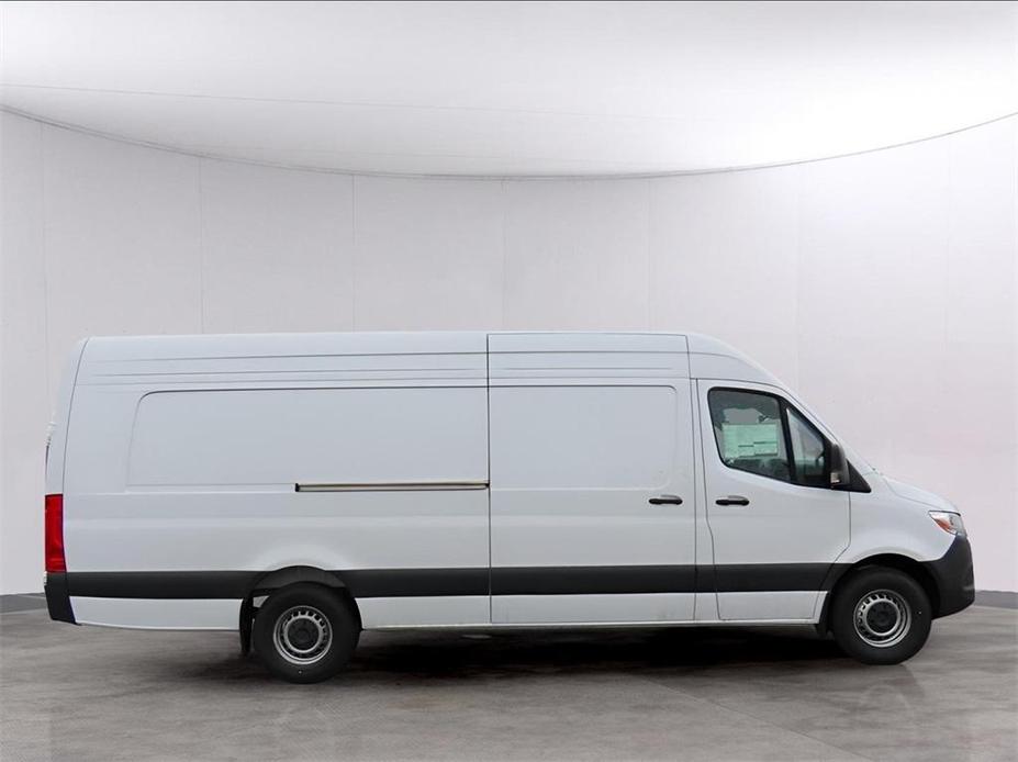 new 2024 Mercedes-Benz Sprinter 2500 car, priced at $69,624