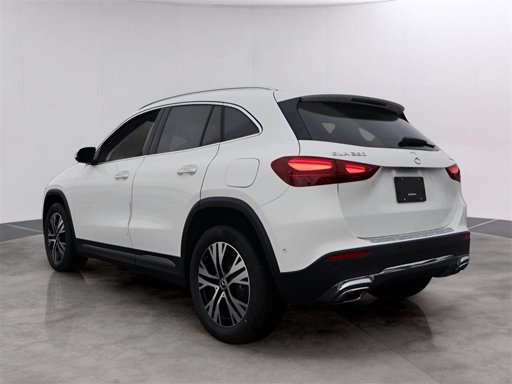 new 2025 Mercedes-Benz GLA 250 car, priced at $47,295