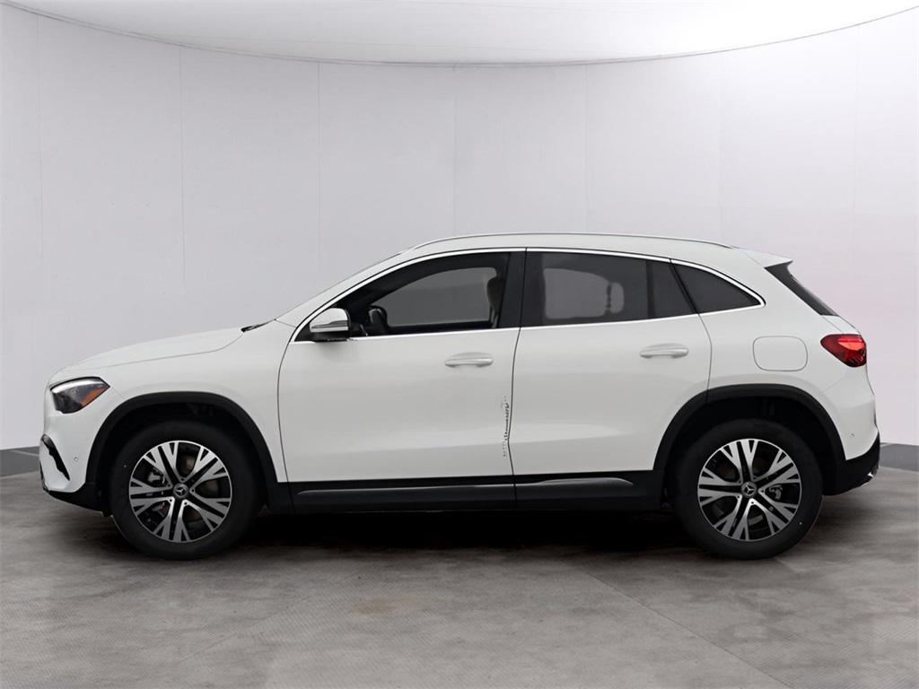 new 2025 Mercedes-Benz GLA 250 car, priced at $47,295