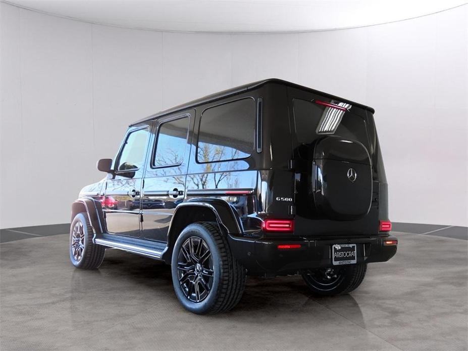 new 2025 Mercedes-Benz G-Class car, priced at $180,900