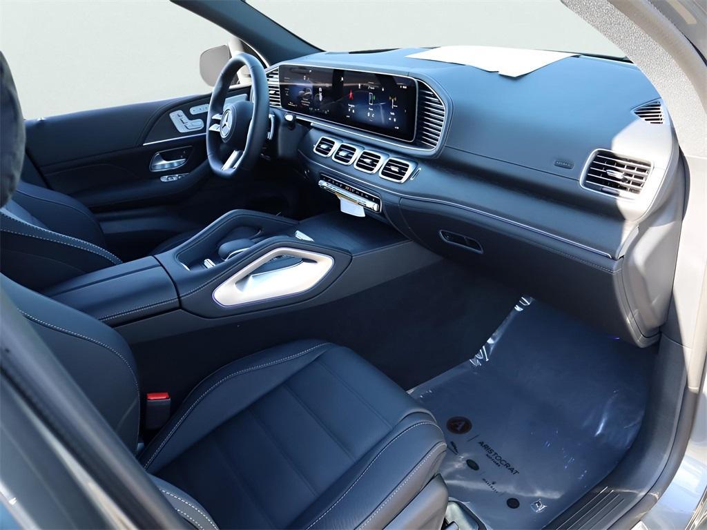 new 2026 Mercedes-Benz GLS 450 car, priced at $105,315