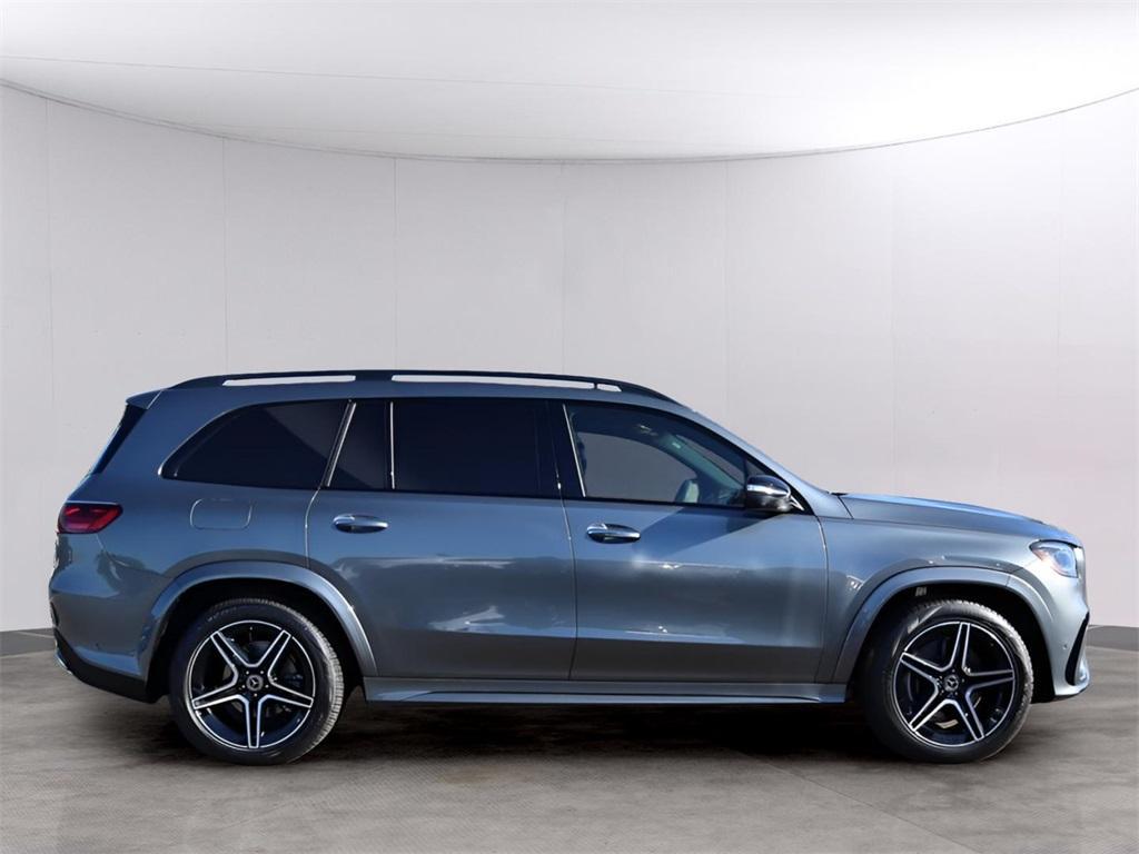new 2026 Mercedes-Benz GLS 450 car, priced at $105,315