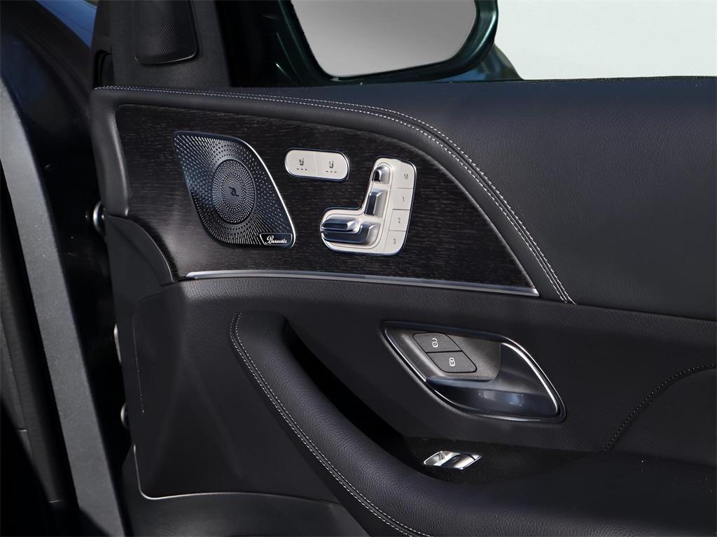 new 2026 Mercedes-Benz GLS 450 car, priced at $105,315