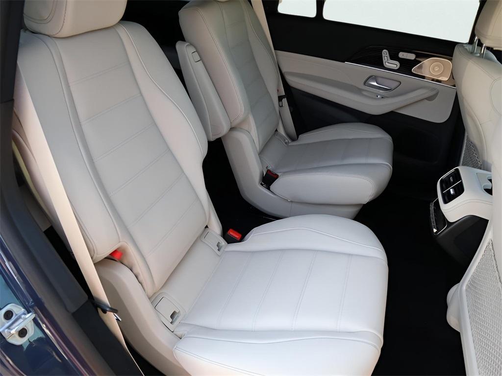 new 2026 Mercedes-Benz GLS 450 car, priced at $105,505