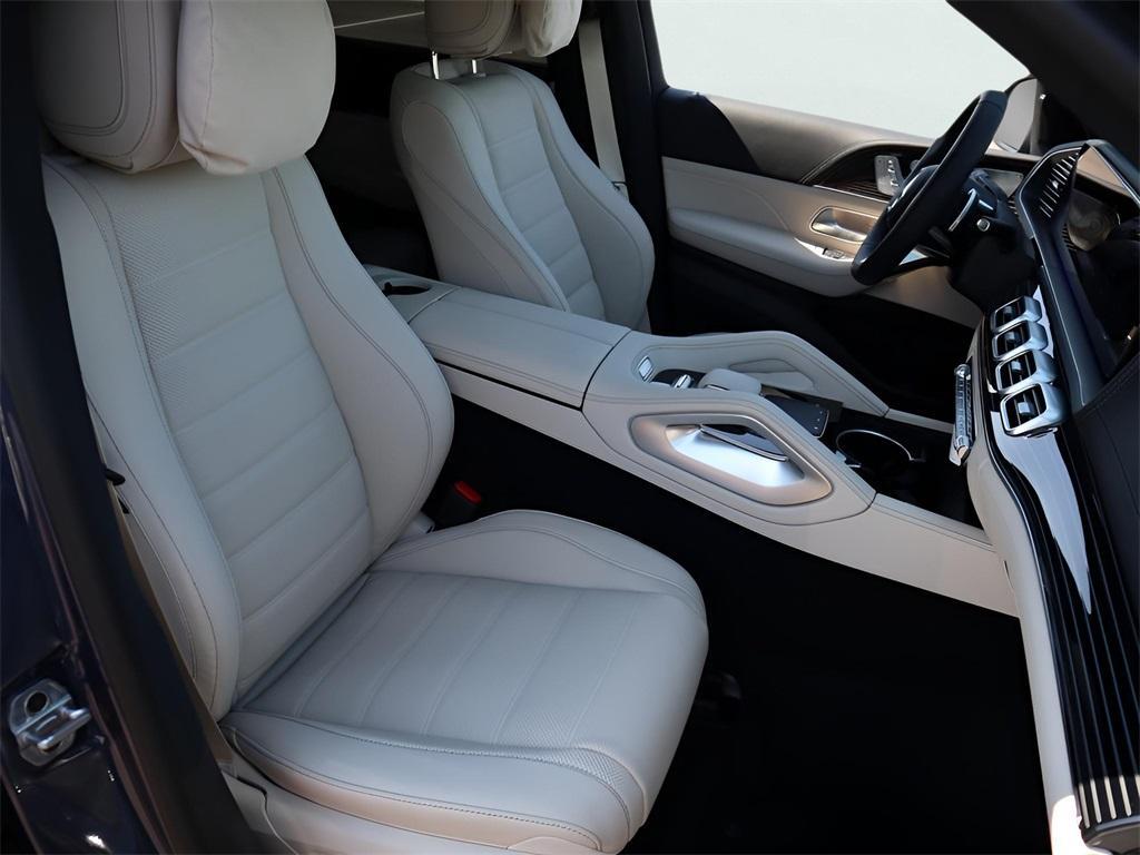 new 2026 Mercedes-Benz GLS 450 car, priced at $105,505