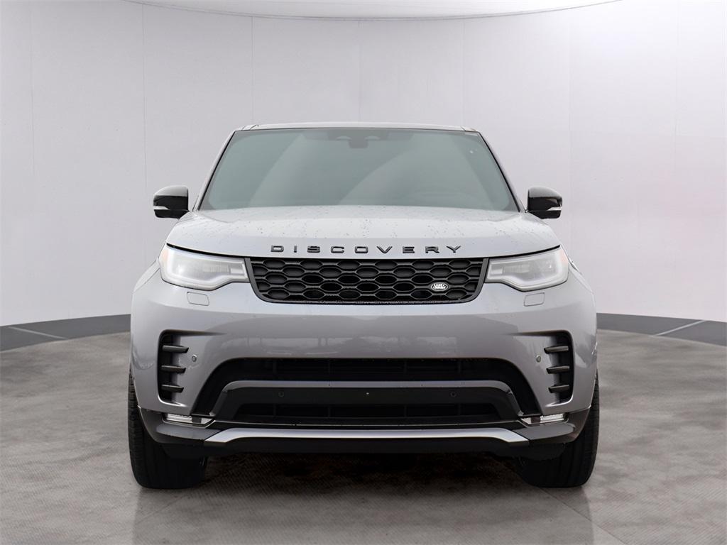 new 2025 Land Rover Discovery car, priced at $83,550