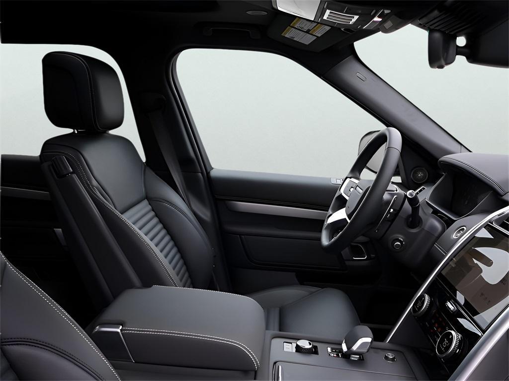 new 2025 Land Rover Discovery car, priced at $83,550
