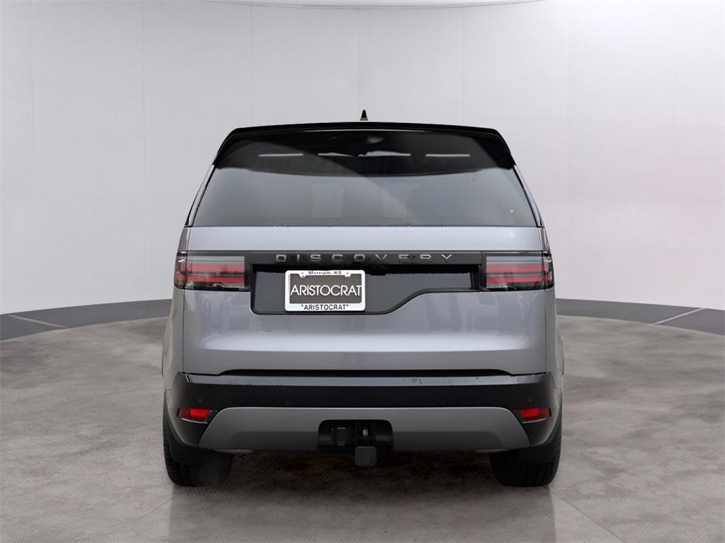 new 2025 Land Rover Discovery car, priced at $83,550