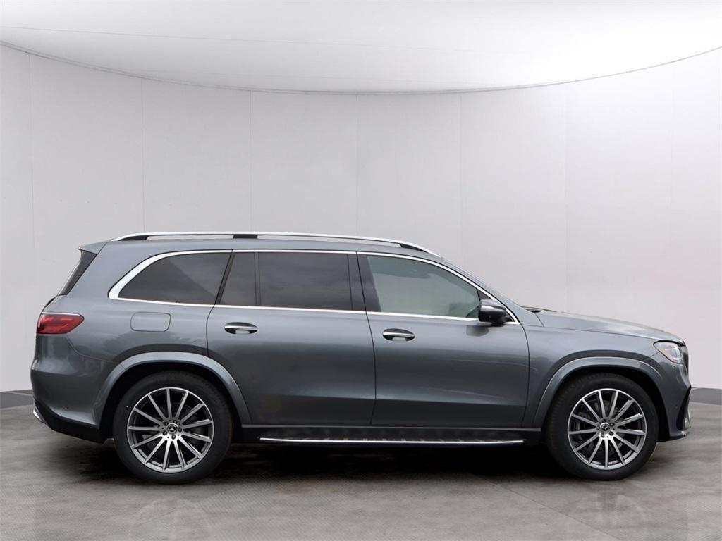 new 2025 Mercedes-Benz GLS 580 car, priced at $117,280