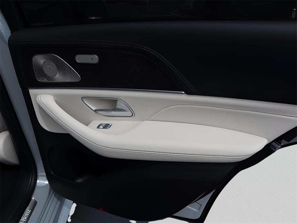 new 2026 Mercedes-Benz GLE 450 car, priced at $89,675