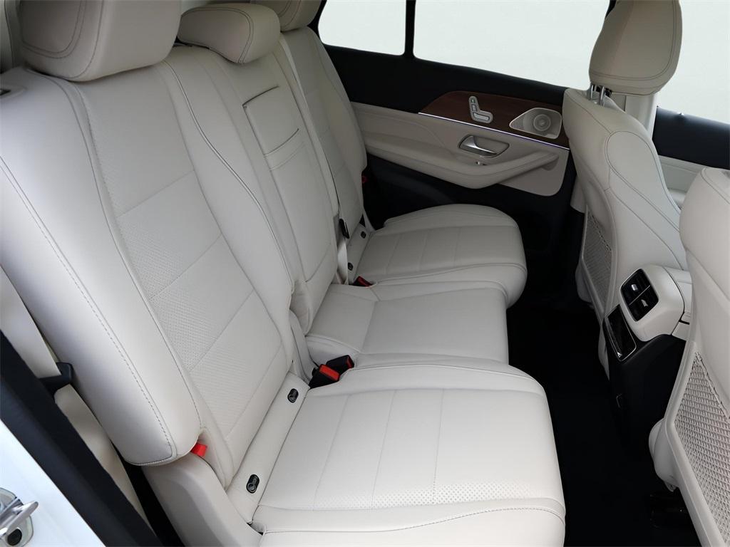 new 2026 Mercedes-Benz GLE 450 car, priced at $82,640