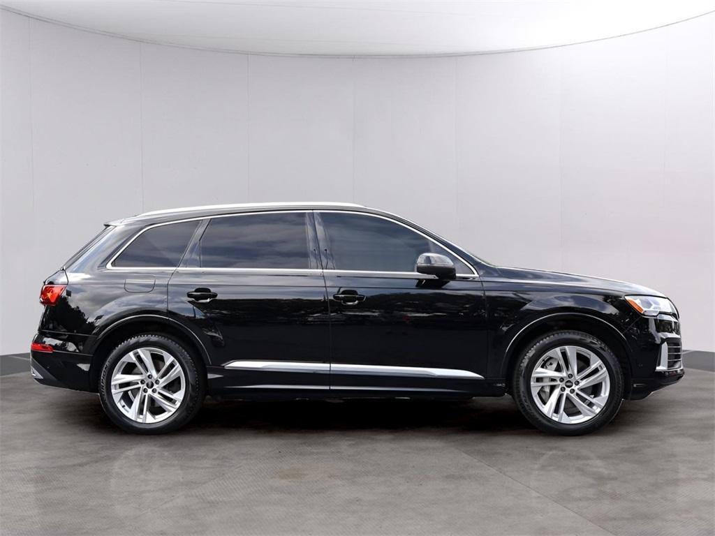 used 2021 Audi Q7 car, priced at $31,577