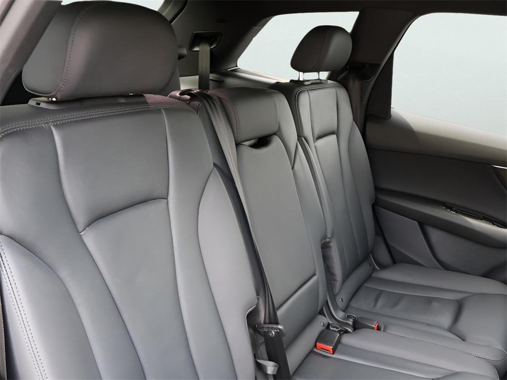 used 2021 Audi Q7 car, priced at $31,577