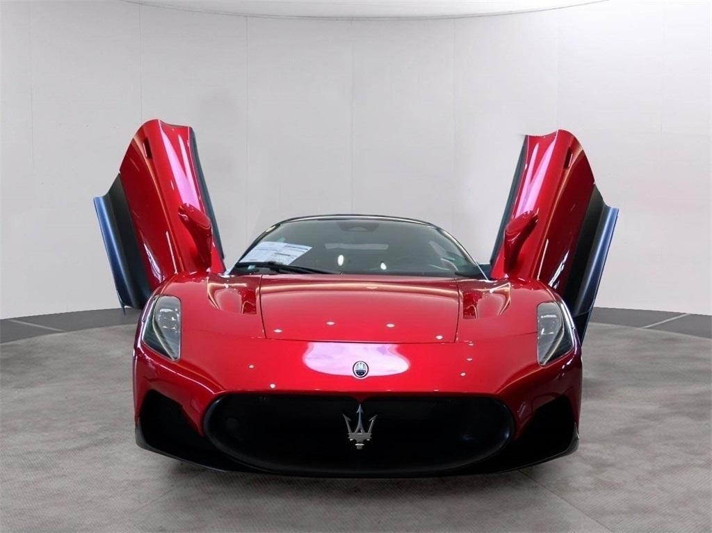 new 2023 Maserati MC20 car, priced at $229,995