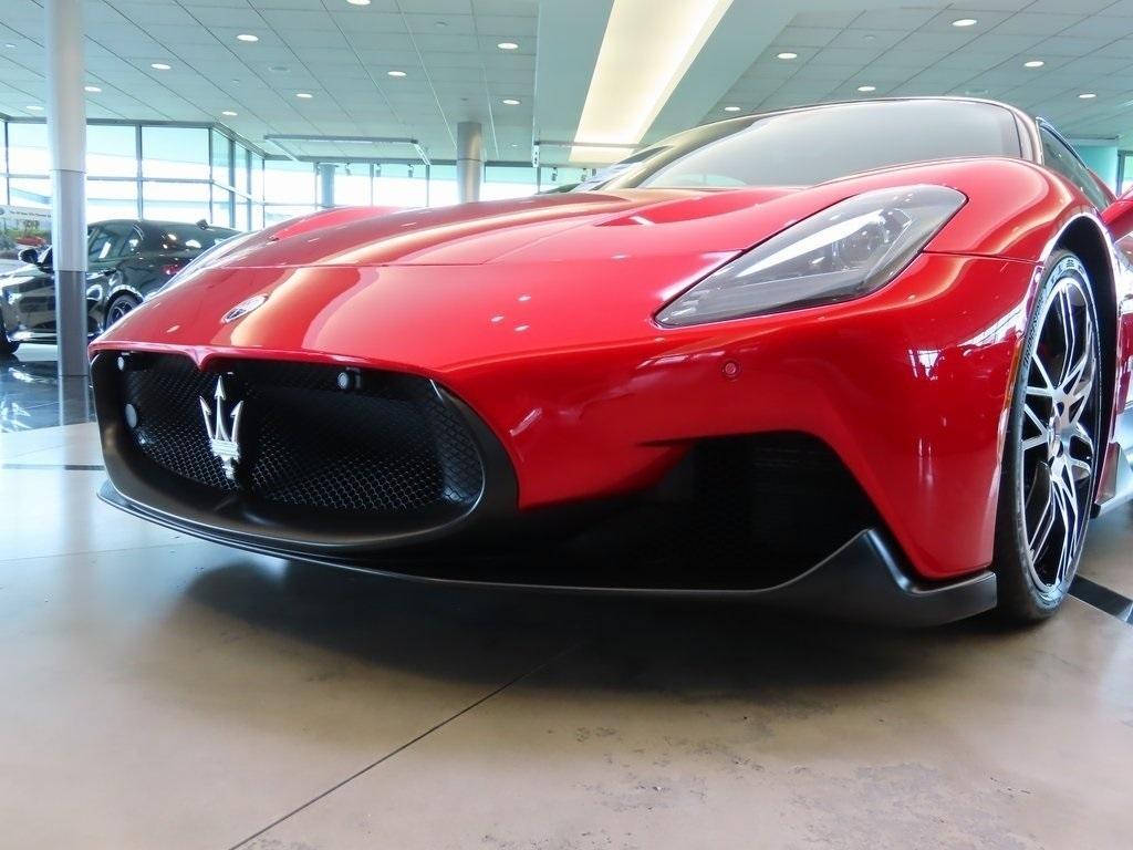 new 2023 Maserati MC20 car, priced at $229,995